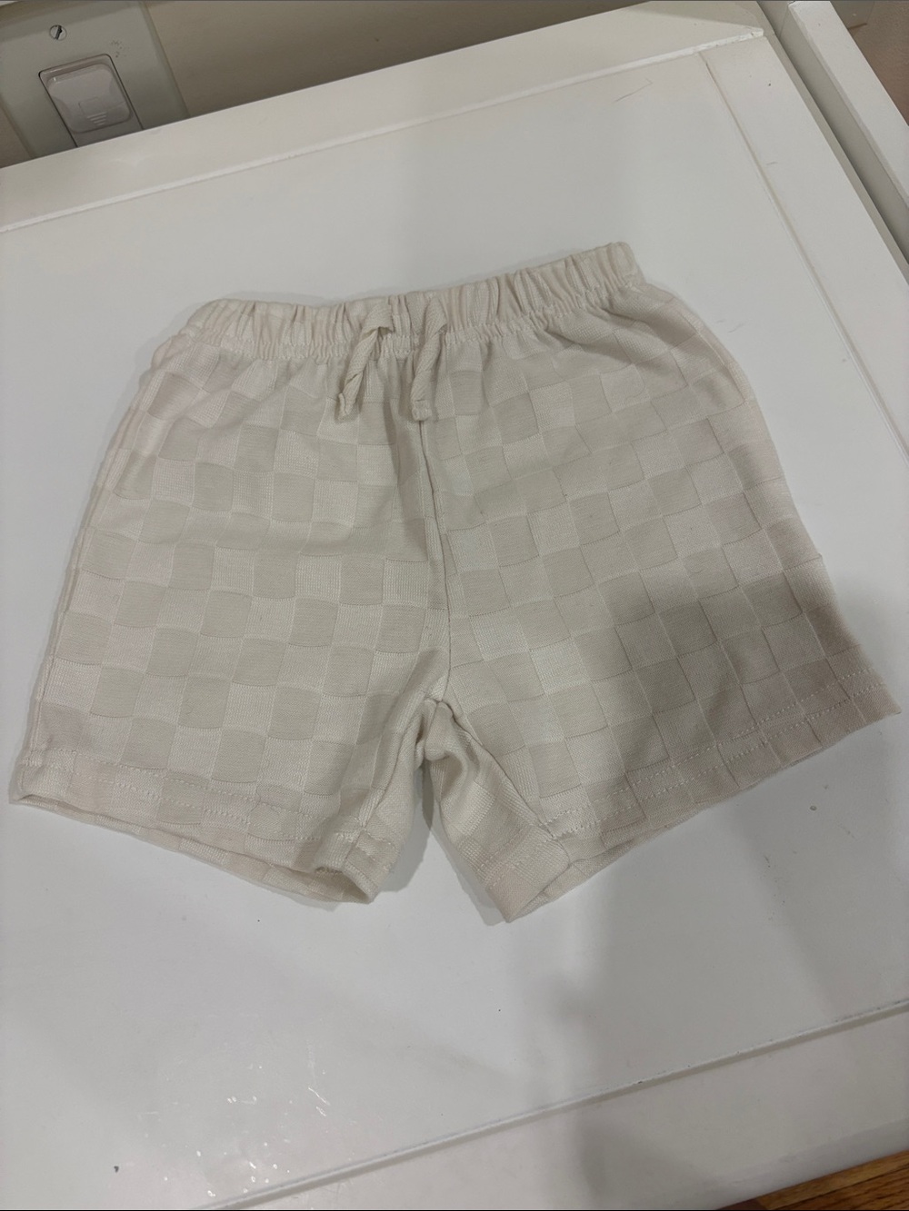 Kids Cream Check-Pattern Drawstring Shorts